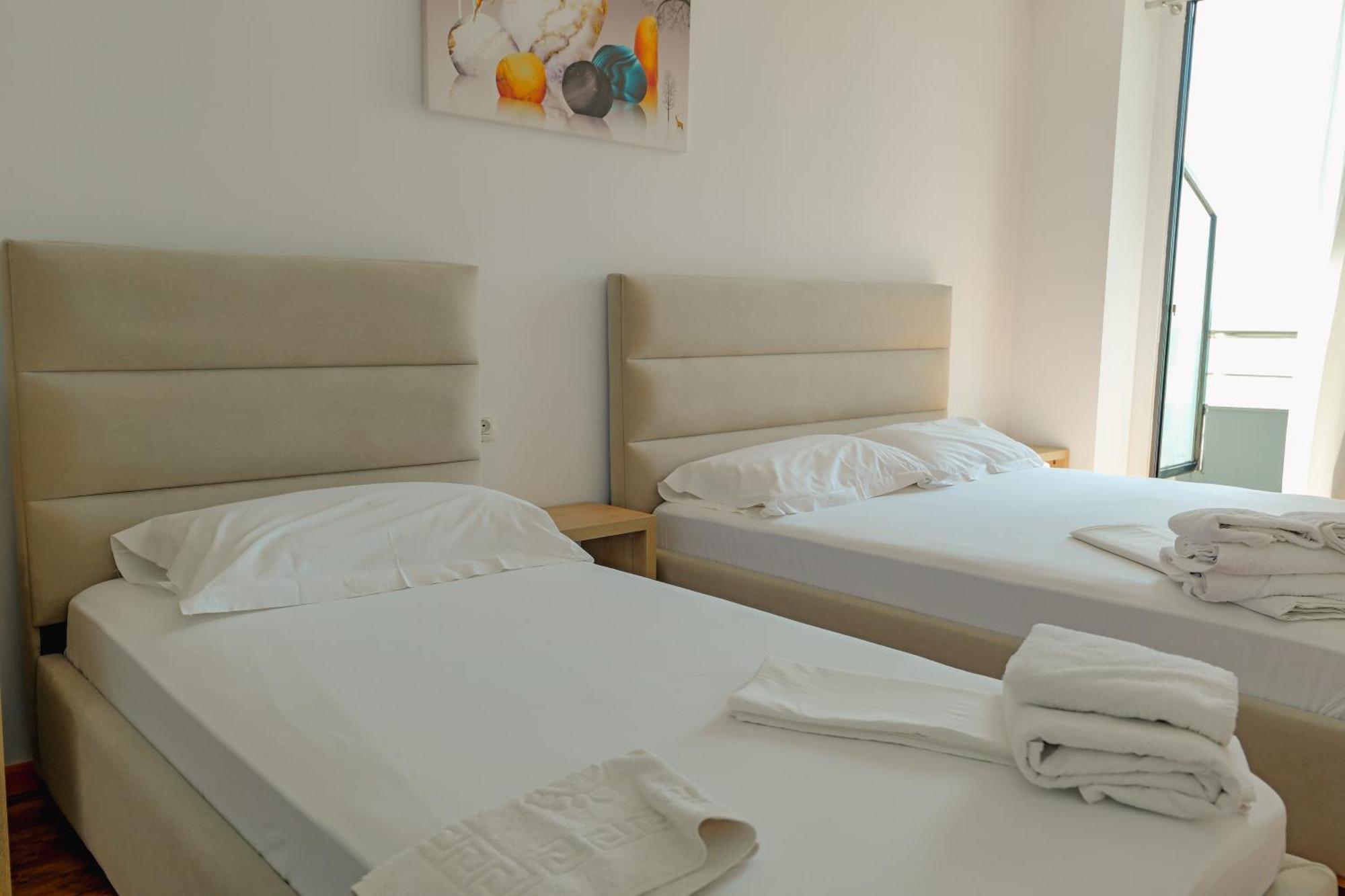 Hotel Summer Sarande Bagian luar foto