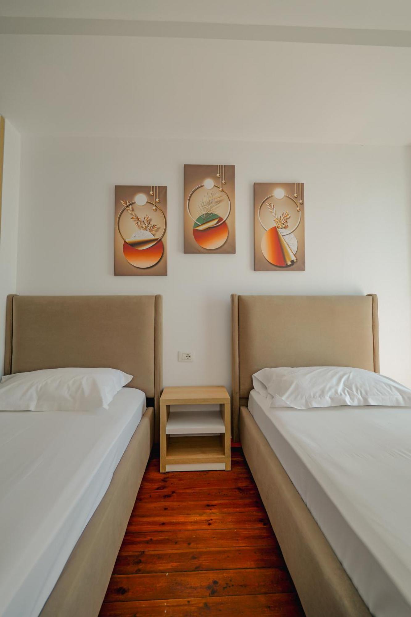 Hotel Summer Sarande Bagian luar foto