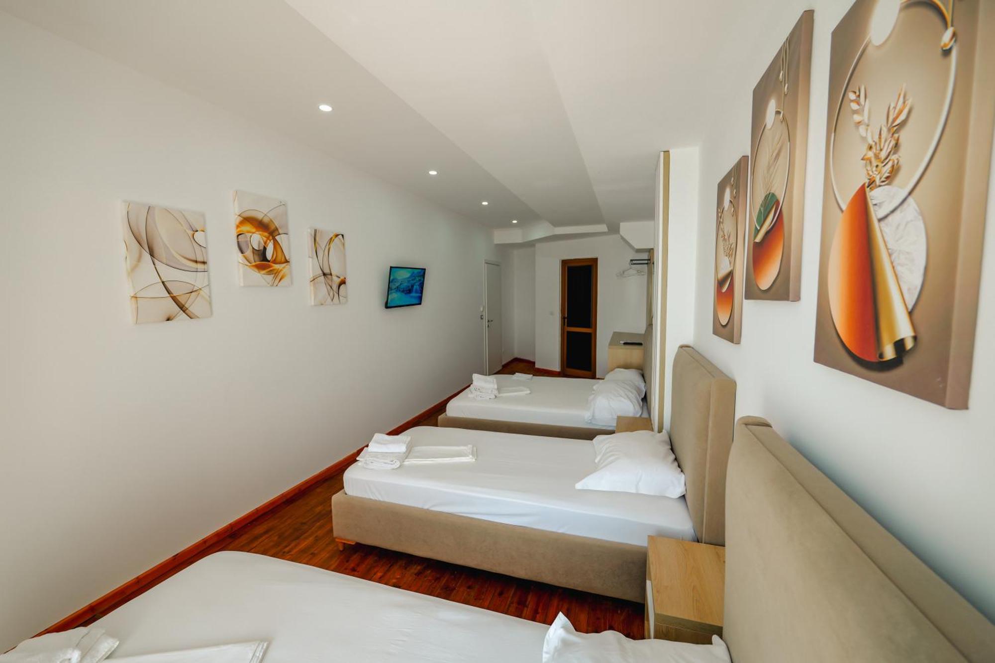 Hotel Summer Sarande Bagian luar foto