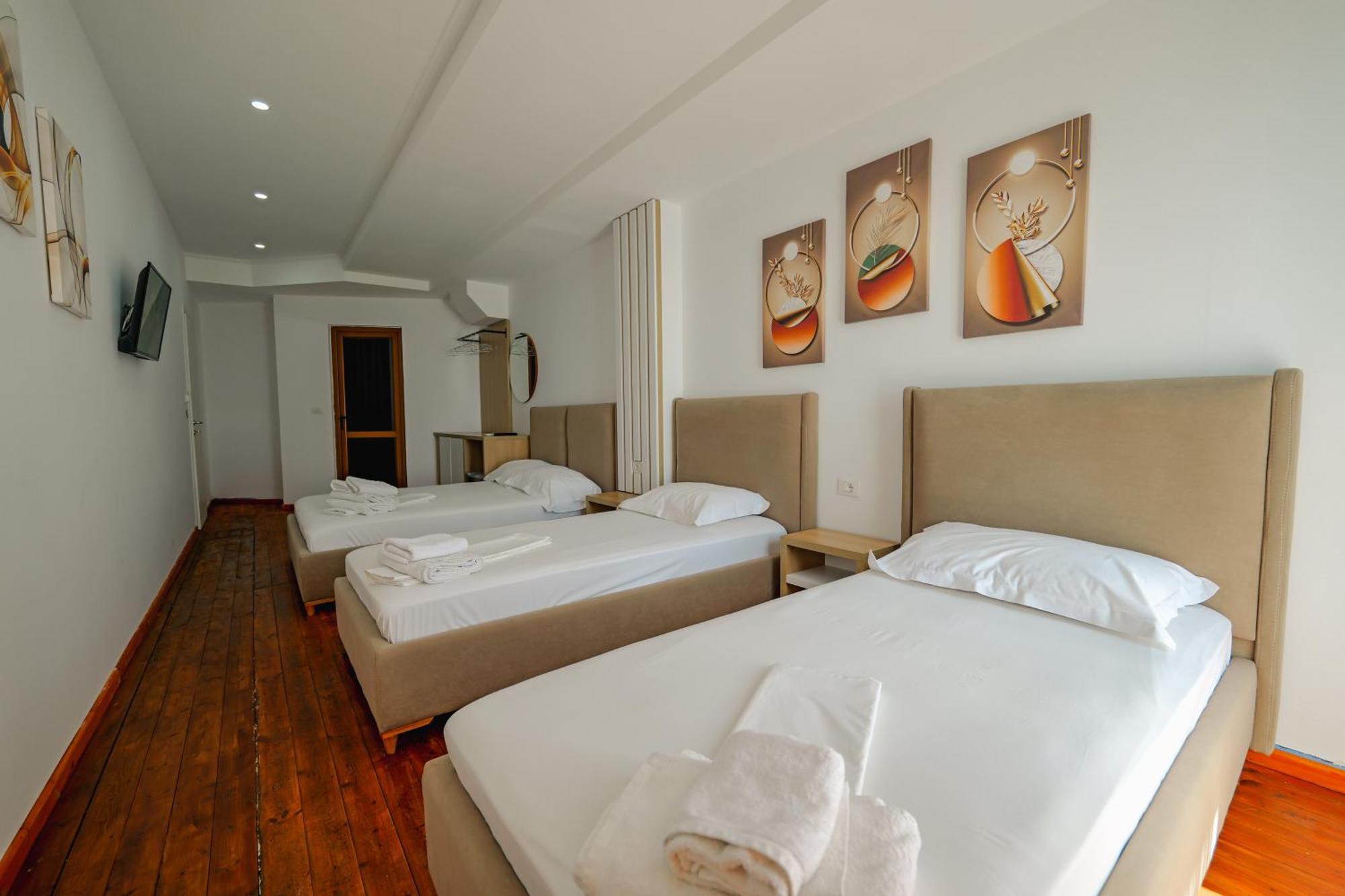 Hotel Summer Sarande Bagian luar foto