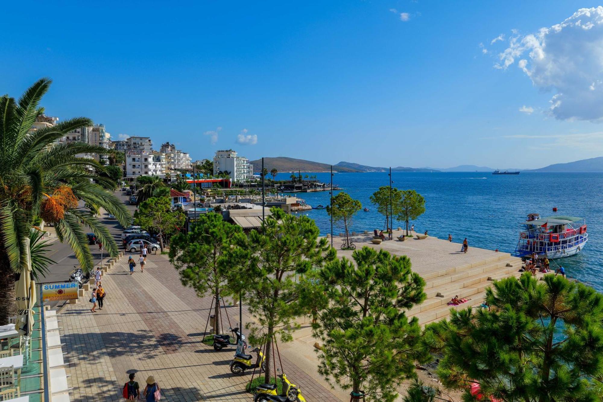 Hotel Summer Sarande Bagian luar foto