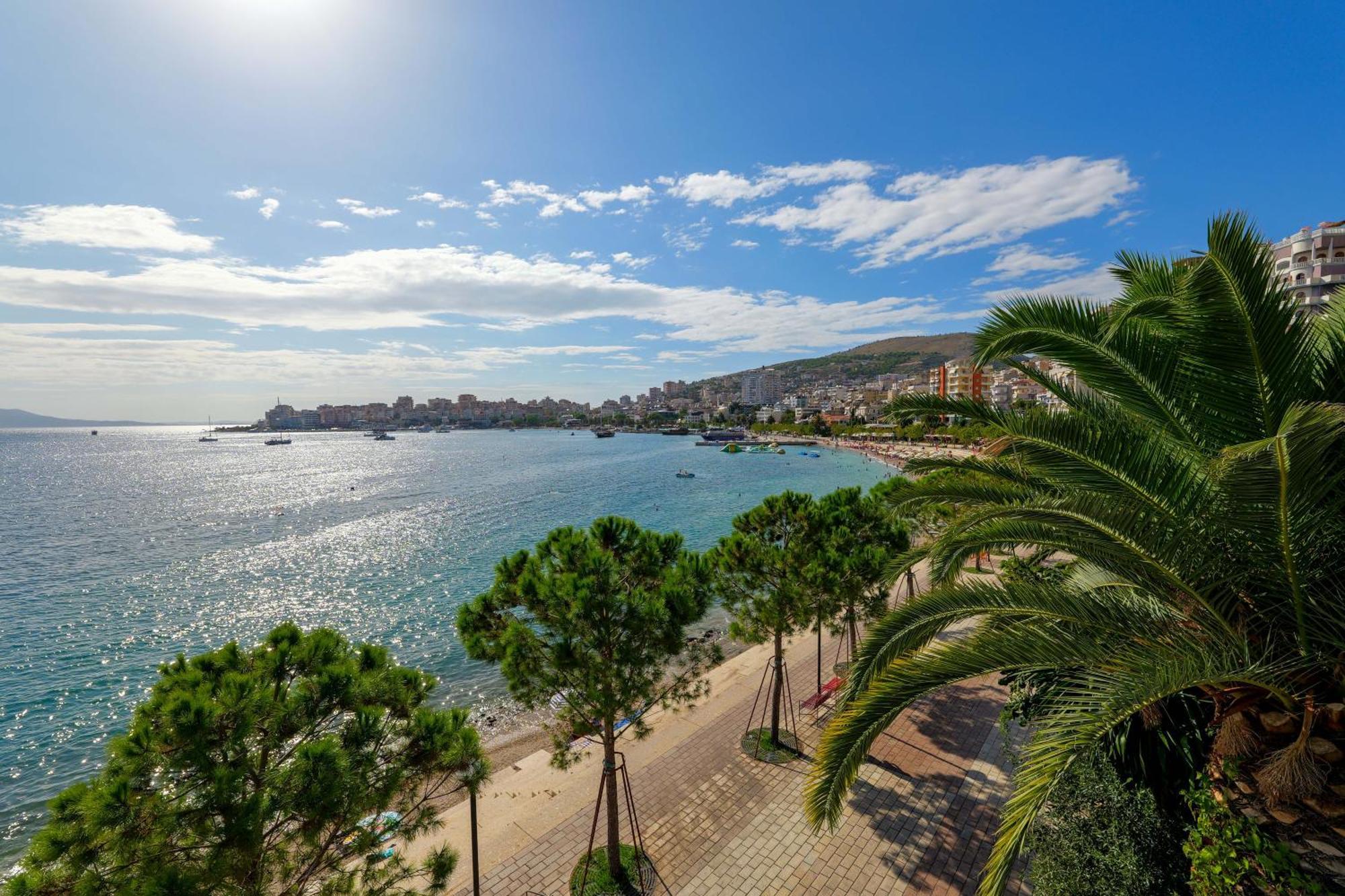 Hotel Summer Sarande Bagian luar foto