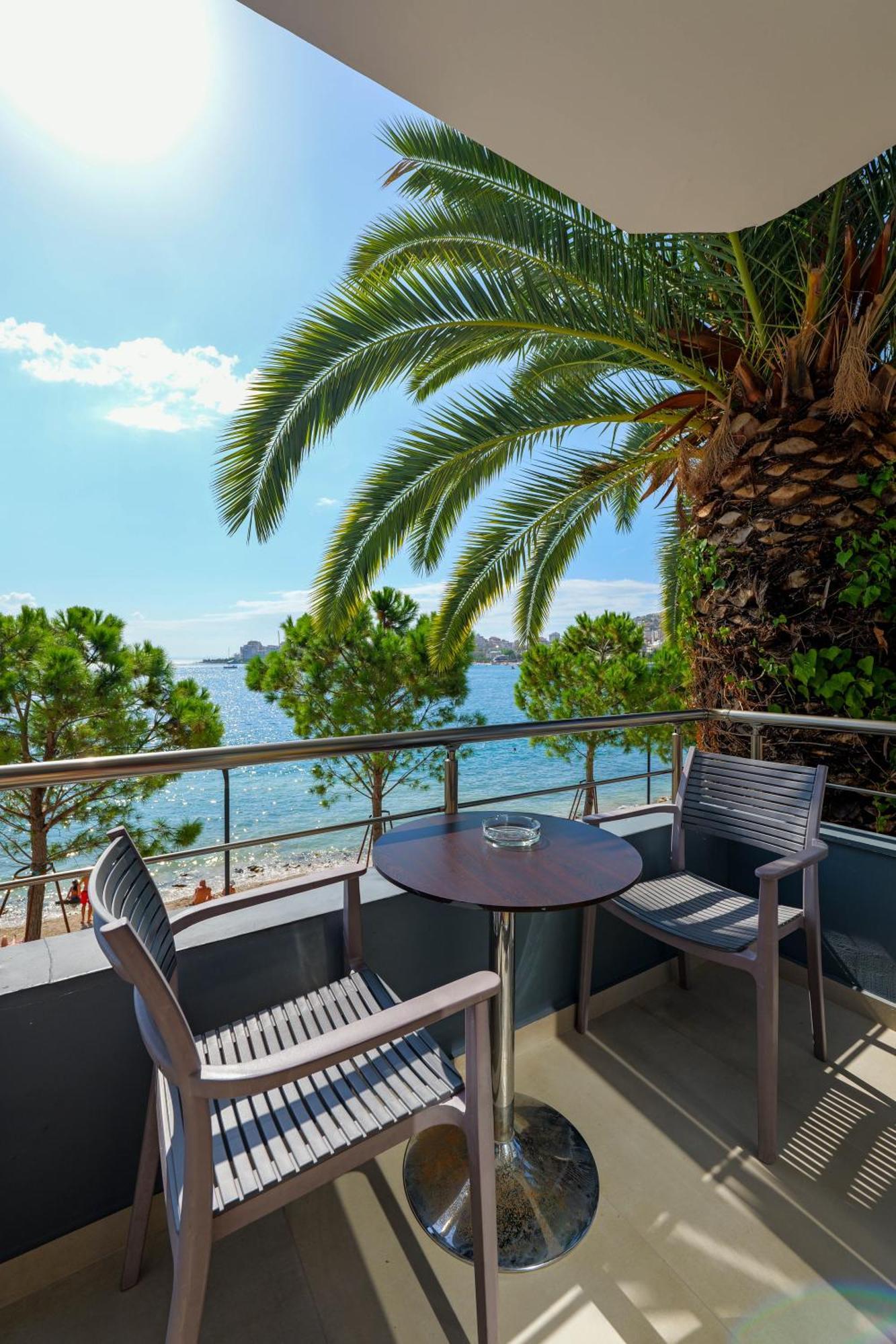 Hotel Summer Sarande Bagian luar foto