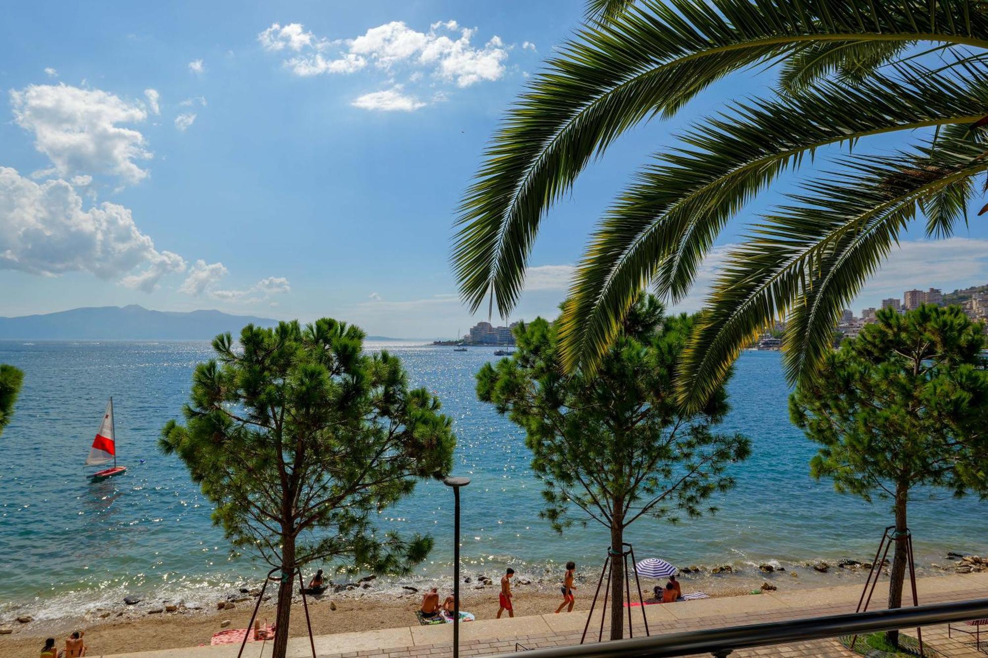 Hotel Summer Sarande Bagian luar foto