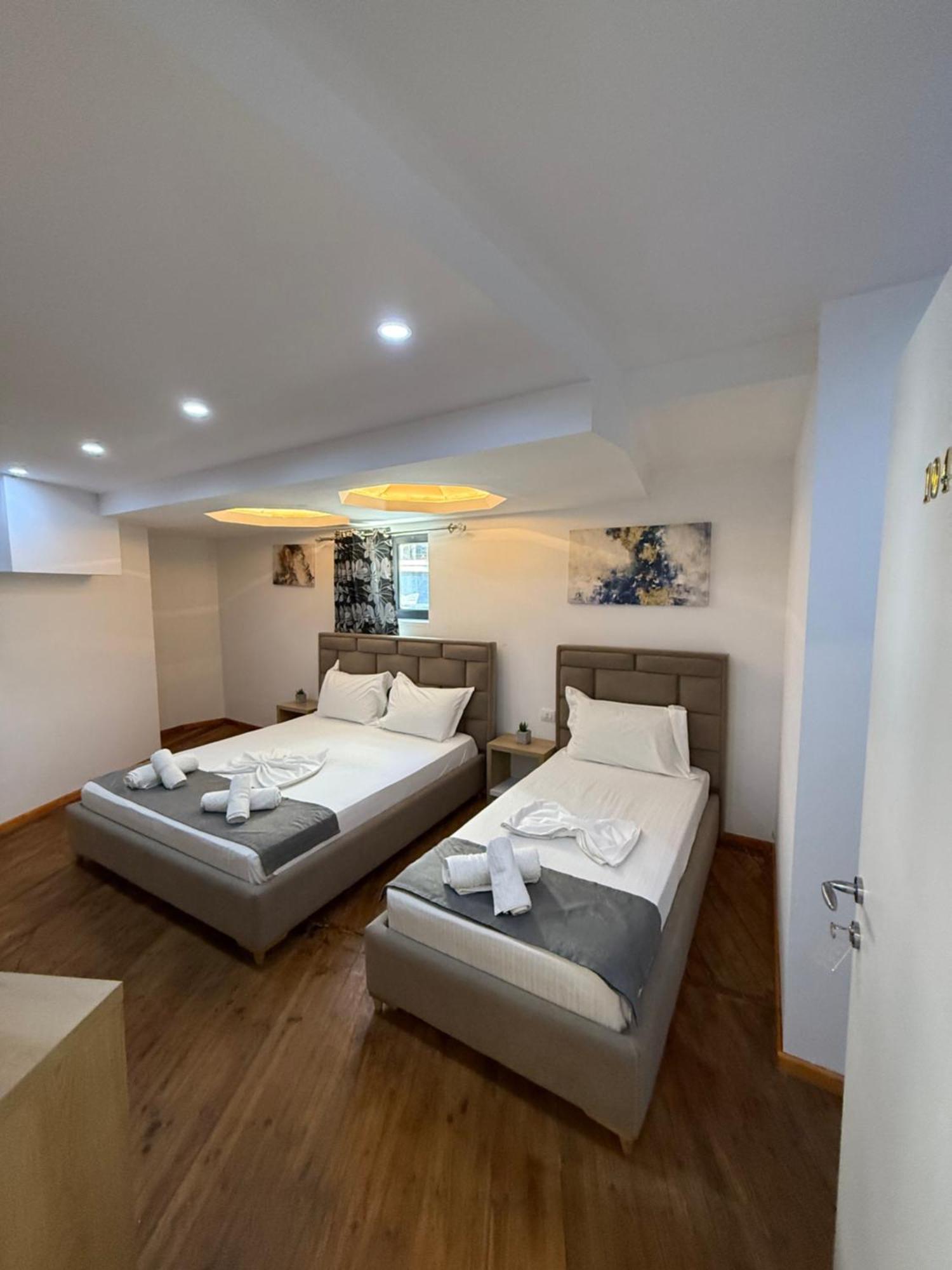 Hotel Summer Sarande Bagian luar foto