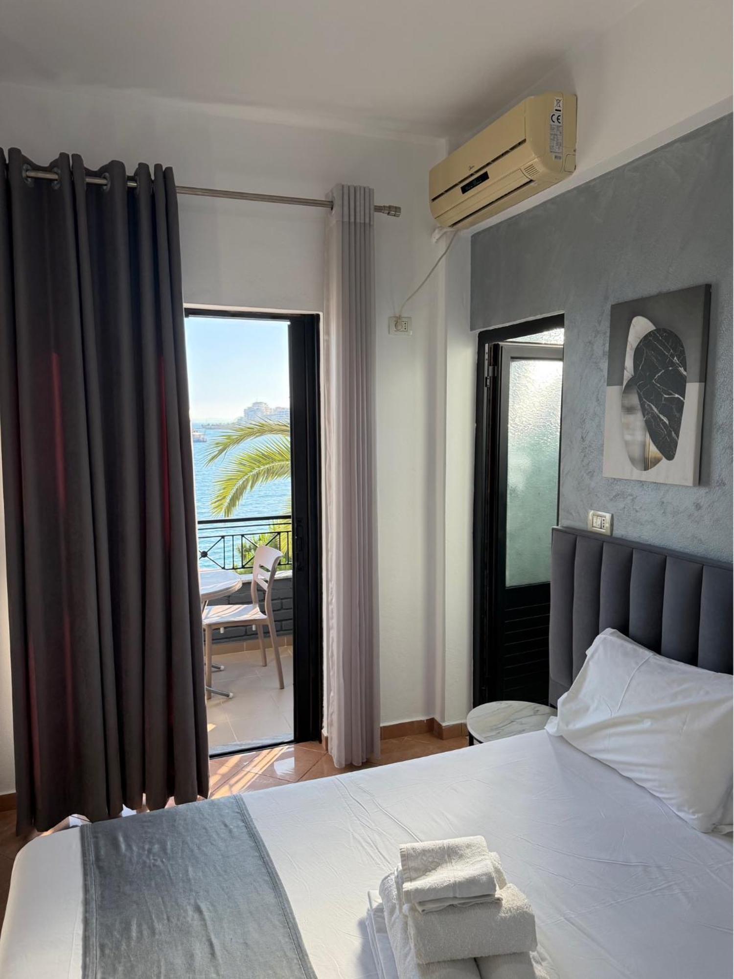 Hotel Summer Sarande Bagian luar foto
