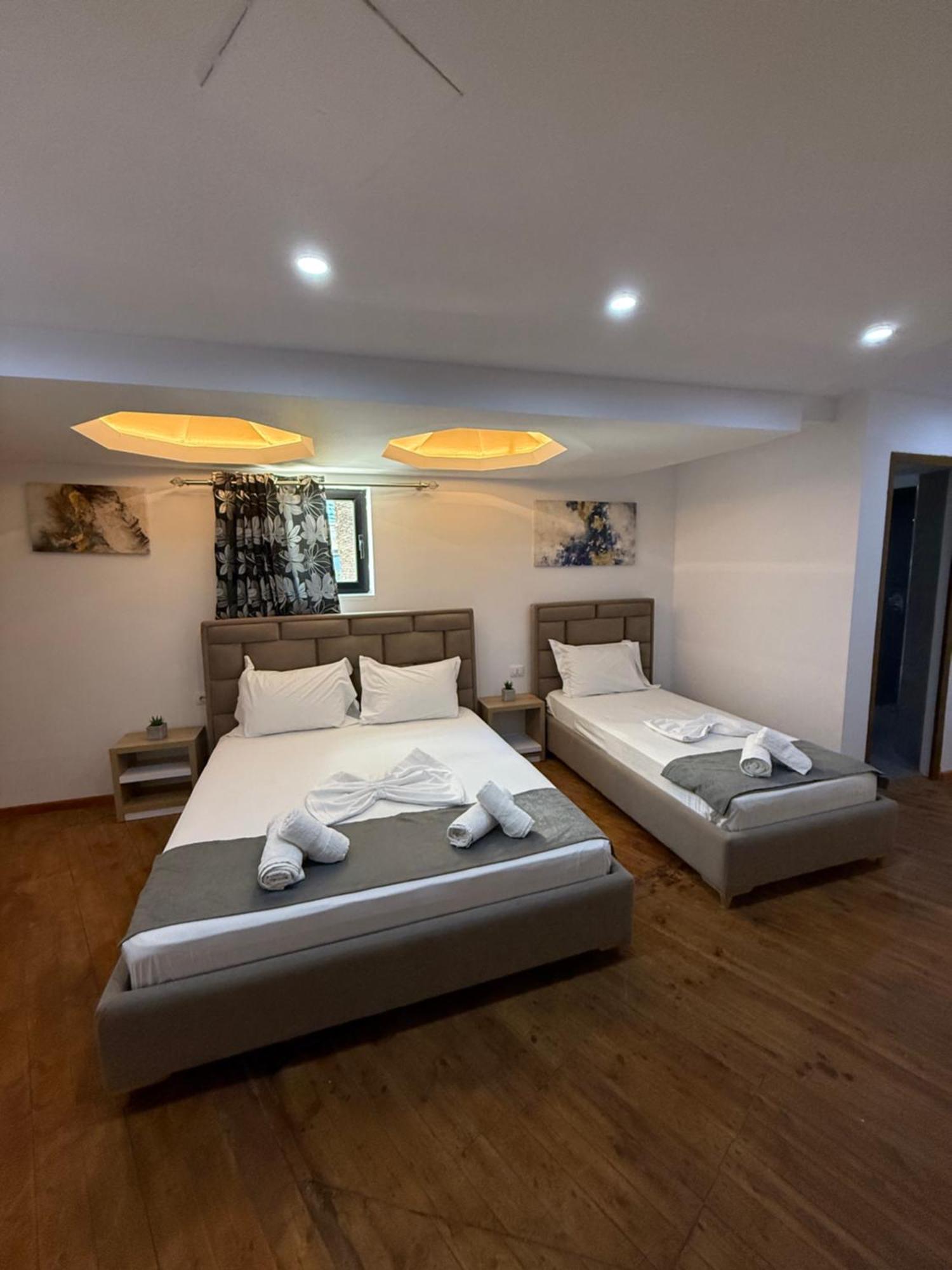 Hotel Summer Sarande Bagian luar foto